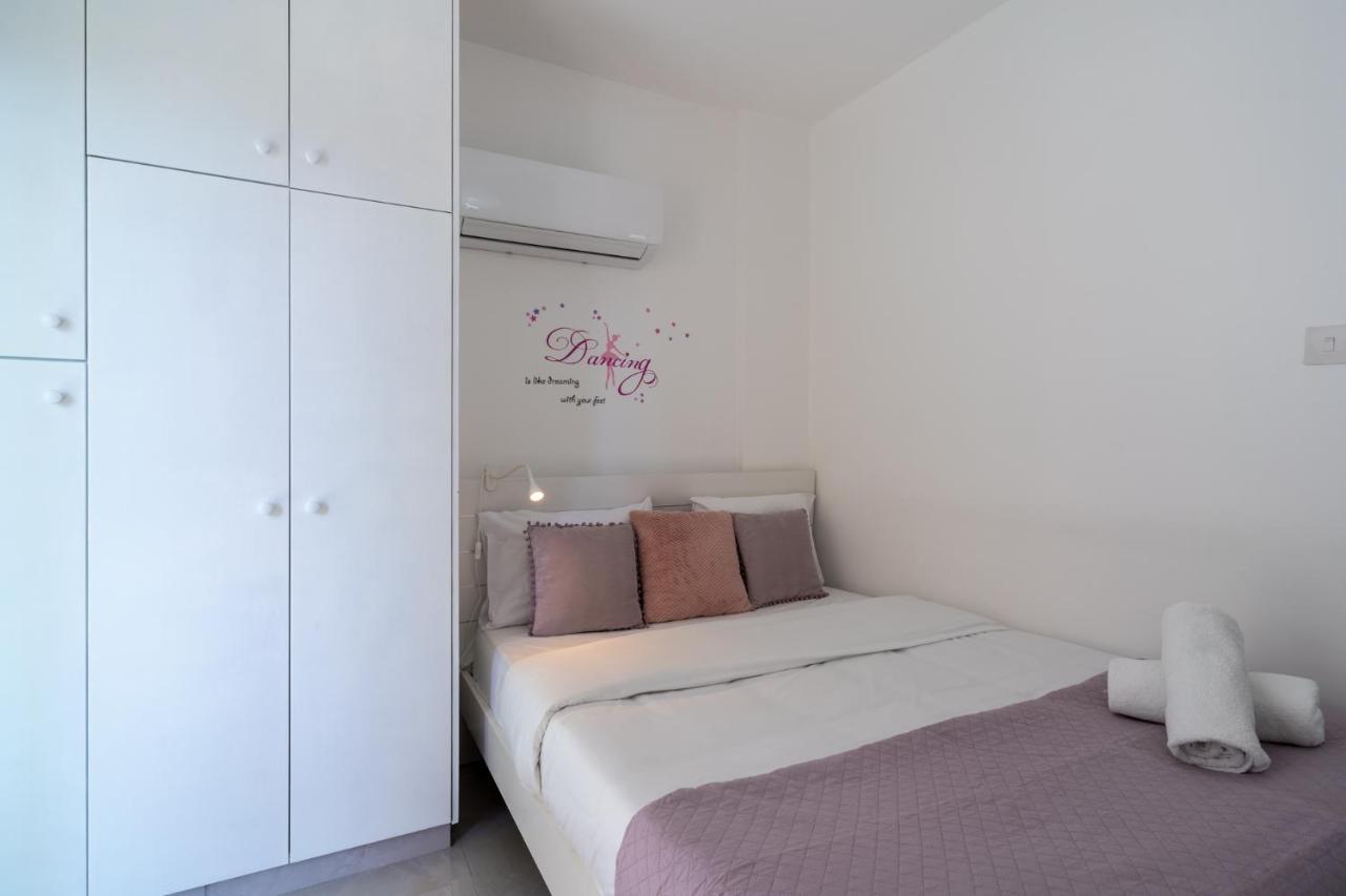 Andrea 3-Bedroom Apt In Mackenzie Larnaca Buitenkant foto