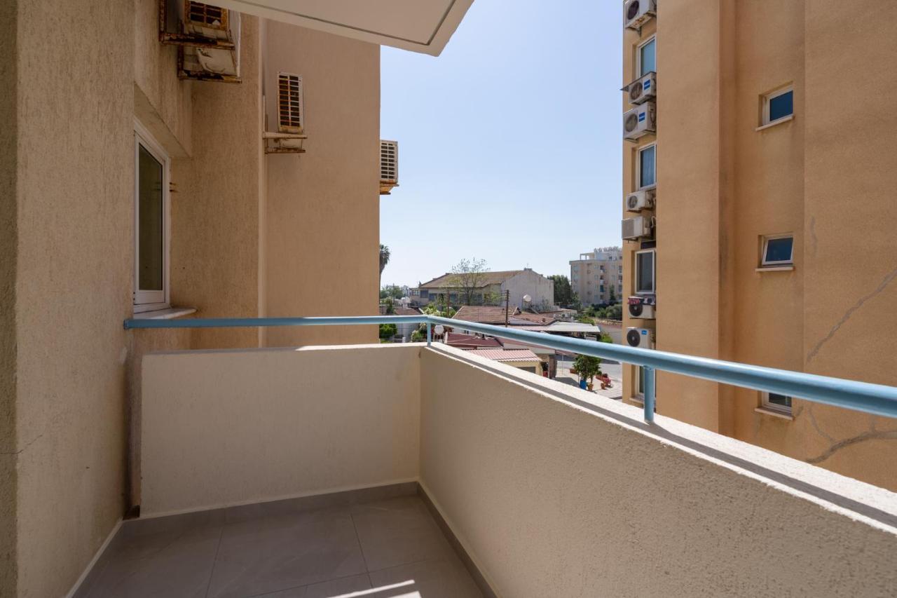 Andrea 3-Bedroom Apt In Mackenzie Larnaca Buitenkant foto