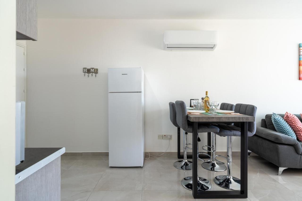 Andrea 3-Bedroom Apt In Mackenzie Larnaca Buitenkant foto