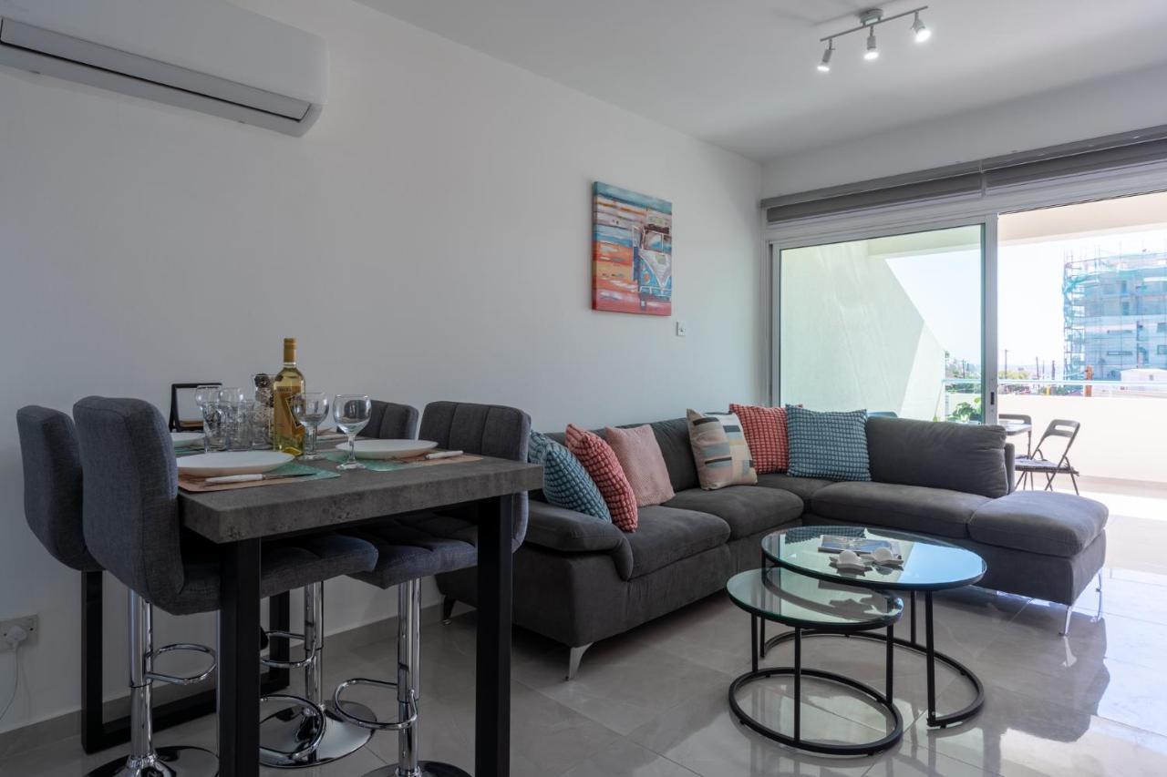 Andrea 3-Bedroom Apt In Mackenzie Larnaca Buitenkant foto